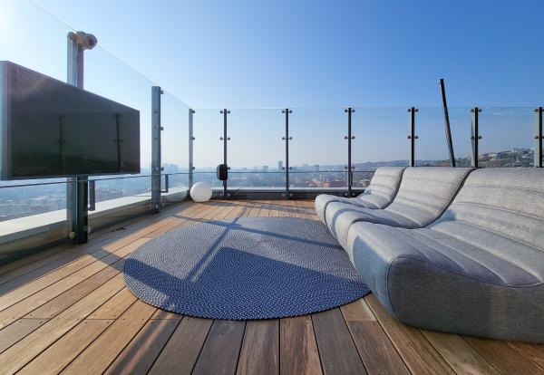 Duplex mit einer Terrasse, Manhattan, Bratislava, Slowakei